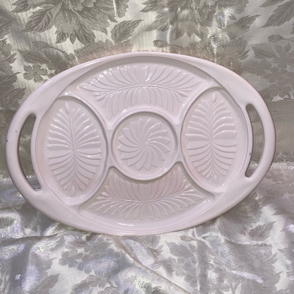 Vtg Jeanette Shell Pink Milk Glass Feather Pattern Tray